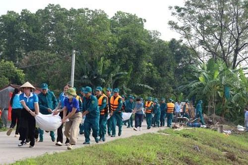 Hơn 200 người xã Hồng Sơn diễn tập phòng, chống, giảm nhẹ thiên tai