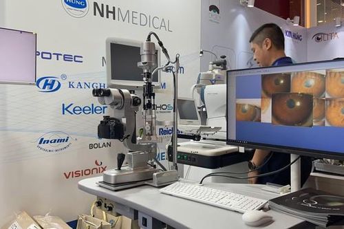Hội nhãn khoa Việt Nam tiên phong ứng dụng công nghệ vào chuyên môn