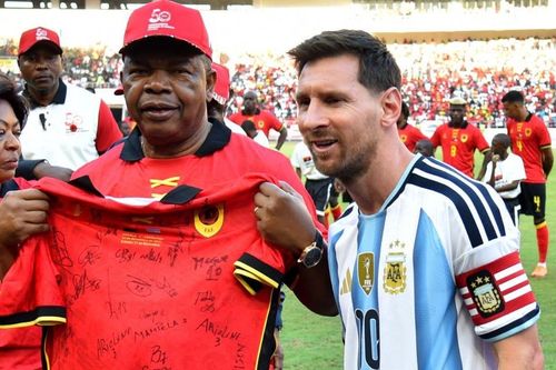 Bàn thắng lịch sử của Messi