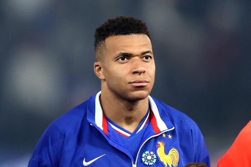 Cú sốc với Mbappe