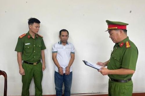 Đâm bạn nhậu trọng thương