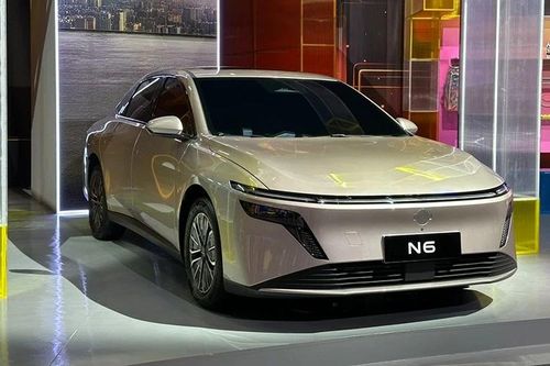 Nissan N6 2026 giá rẻ từ 374 triệu đồng, sẵn sàng 'hạ bệ' Toyota Camry