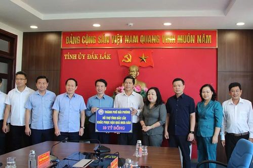 Hải Phòng ủng hộ tỉnh Gia Lai và Đắk Lắk khắc phục hậu quả của bão số 13