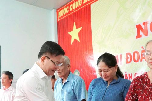 Phó Thủ tướng Lê Thành Long dự Ngày hội Đại đoàn kết tại An Giang