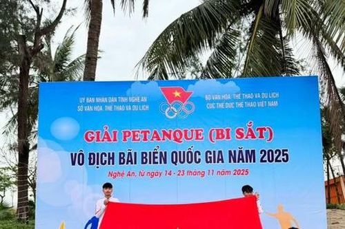 Khai mạc Giải Bi sắt Vô địch Bãi biển Quốc gia năm 2025 tại Cửa Lò