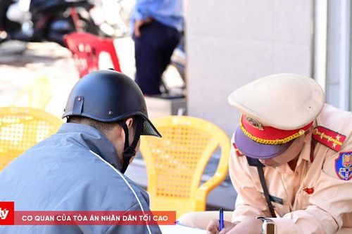 Ngày đầu thực hiện tổng kiểm soát xe máy và xe máy điện tại Hải Phòng