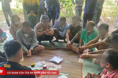 Tây Ninh: Đột kích ổ đánh bạc, bắt giữ hàng chục đối tượng