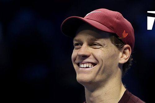 Jannik Sinner hẹn Carlos Alcaraz ở chung kết ATP Finals 2025