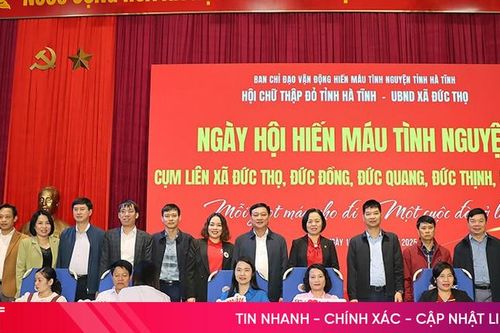 Hơn 300 tình nguyện viên tham gia ngày hội hiến máu