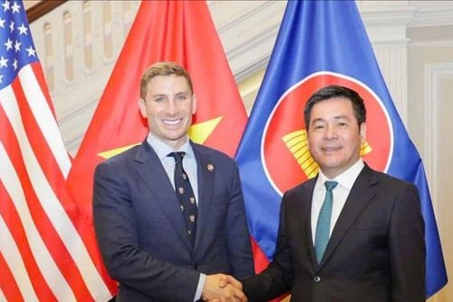 Bộ trưởng Nguyễn Hồng Diên làm việc với Thứ trưởng Bộ Ngoại giao Hoa Kỳ