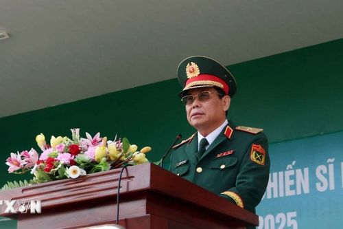 Bổ nhiệm lại chức vụ Phó Tư lệnh Quân khu 7 đối với Thiếu tướng Đặng Văn Lẫm