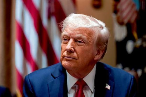 Ông Trump bỏ thuế quan 'có đi có lại' với cà phê, thịt bò, trái cây nhiệt đới…
