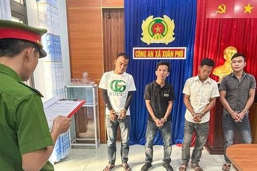 Đánh người gây thương tích vì 8 triệu đồng, 4 đối tượng bị bắt