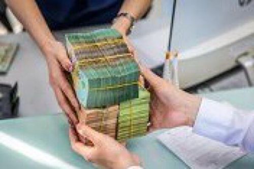 Fitch Ratings cảnh báo rủi ro hệ thống ngân hàng khi tín dụng tăng trưởng 'nóng'