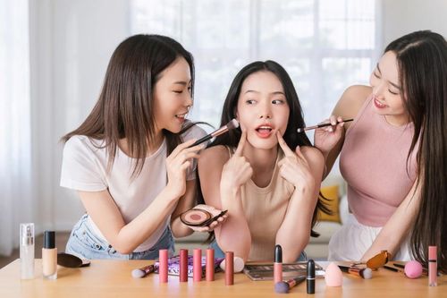 Người tiêu dùng trẻ định hình lại thị trường làm đẹp