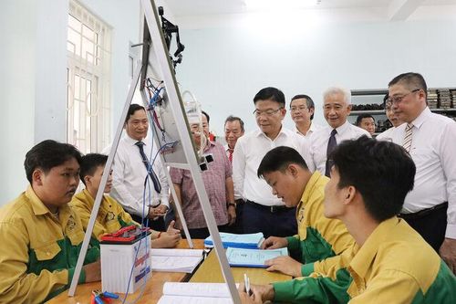 Trường Đại học Kiên Giang cần đẩy mạnh nghiên cứu khoa học, đổi mới sáng tạo