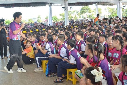 Hơn 2.000 thiếu nhi An Giang tham gia Ngày hội 'Thiếu nhi Việt Nam - Học tập tốt, rèn luyện chăm'