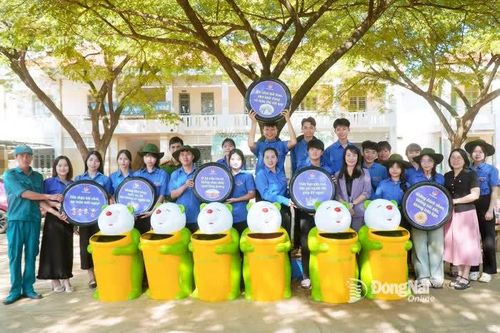 Khắp nơi trong tỉnh ngày 15-11-2025