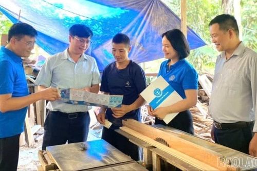 Lào Cai nỗ lực phát triển bảo hiểm y tế, hướng tới bao phủ toàn dân