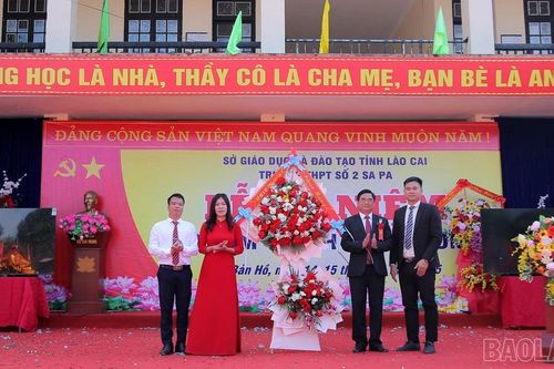 Trường THPT số 2 Sa Pa tổ chức lễ kỷ niệm 20 năm thành lập trường