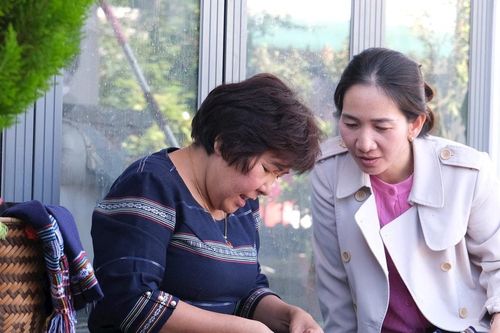 Giữ nét đẹp văn hóa truyền thống dưới chân núi Lang Biang