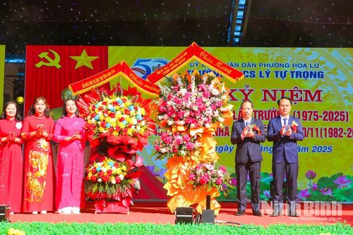 Trường THCS Lý Tự Trọng kỷ niệm 50 năm thành lập trường