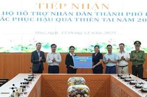 Nhiều tổ chức, doanh nghiệp hỗ trợ giúp Huế khắc phục hậu quả thiên tai