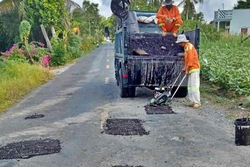 Hơn 60 tỷ đồng nâng cấp mặt đường quốc lộ 63 qua Cà Mau
