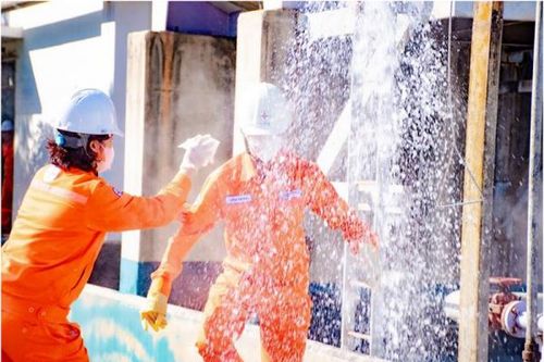 Công ty Cổ phần Nhiệt điện Phả Lại tổ chức thành công diễn tập ứng phó sự cố hóa chất năm 2025