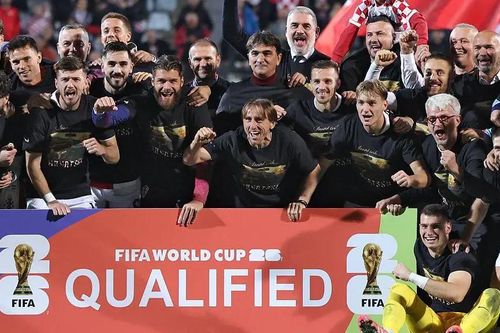 Croatia là đội thứ 30 giành vé đến World Cup