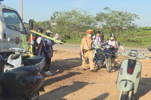 Đồng loạt kiểm tra bãi xe trường học