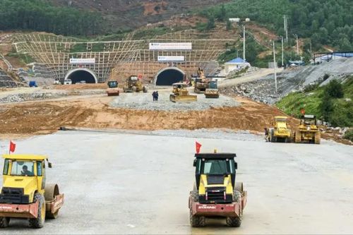 Giải ngân đầu tư công đạt hơn 54% trong 10 tháng
