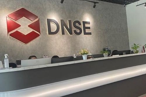 Chứng khoán DNSE (DSE): Lãi quý III/2025 tăng hơn 200%, giải ngân xong 1.000 tỷ đồng huy động từ trái phiếu