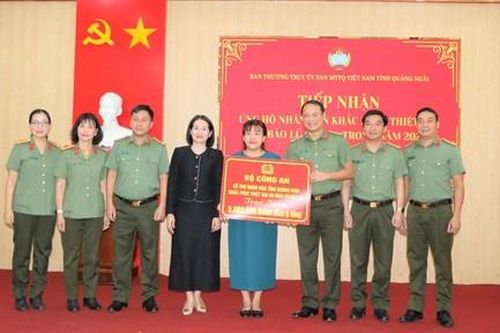 Bộ Công an hỗ trợ 5 tỷ đồng giúp Quảng Ngãi khắc phục hậu quả thiên tai
