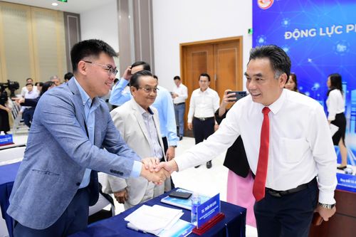 Chuyên gia, nhà khoa học làm việc ở TP.HCM được hưởng lương đến 100 triệu/tháng