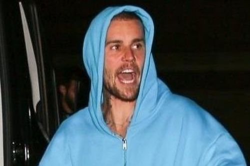 Justin Bieber đau đớn