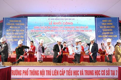 Phó Thủ tướng Hồ Quốc Dũng: Xây dựng trường học biên giới là điểm tựa tinh thần, biểu tượng văn hóa