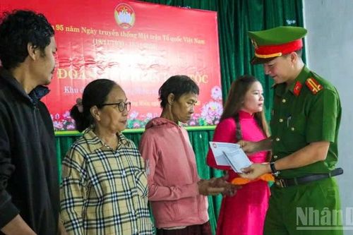 Sôi nổi Ngày hội Đại đoàn kết toàn dân tộc tại Đà Nẵng