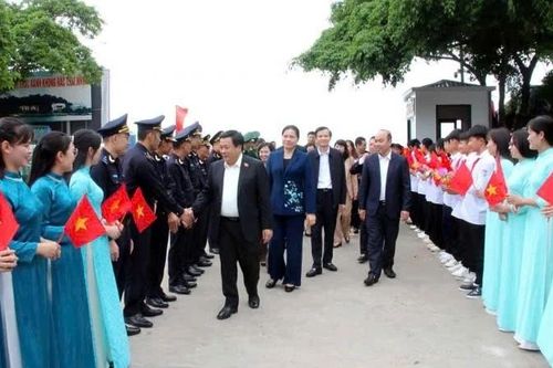 Đồng chí Nguyễn Xuân Thắng dự ngày hội Đại đoàn kết toàn dân tộc tại xã Vĩnh Thực, Quảng Ninh