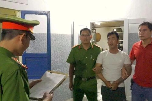 'Cõng' nhiều tiền án vẫn đi cướp giật vàng