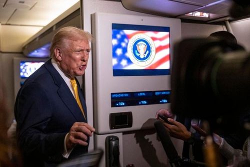 Mỹ không kịp giải ngân khoản 2.000 USD cho người dân trong năm nay, Tổng thống Trump nói gì?