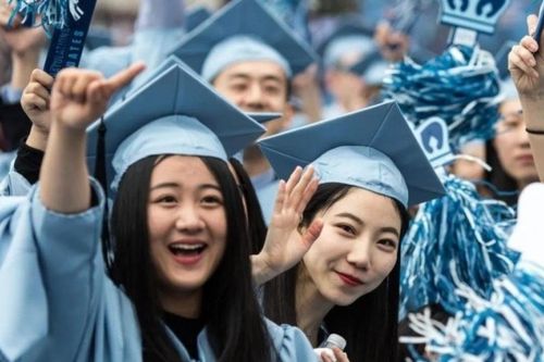 Đại học Trung Quốc đổi mới mạnh mẽ: Loại bỏ ngành lỗi thời, ưu tiên công nghệ và liên ngành