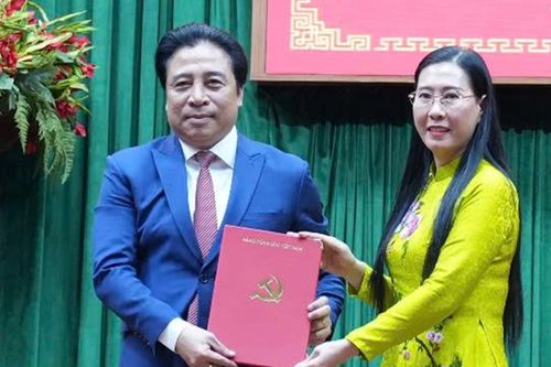 Công bố quyết định của Ban Bí thư Trung ương Đảng về công tác cán bộ