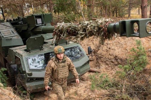 DITA 155mm: Vũ khí 'ma thuật' đang 'lật ngược' chiến trường Ukraine với tốc độ kinh hoàng