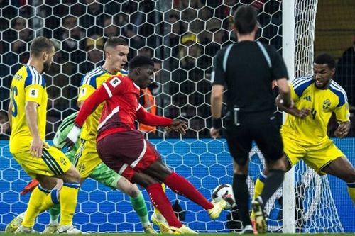 Thụy Sĩ thắng 4-1 Thụy Điển, tiến gần vé World Cup 2026