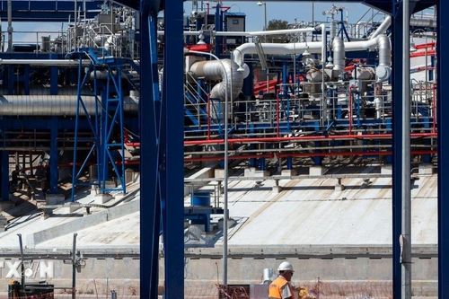 Fitch Ratings nâng xếp hạng tín dụng dài hạn của Hy Lạp