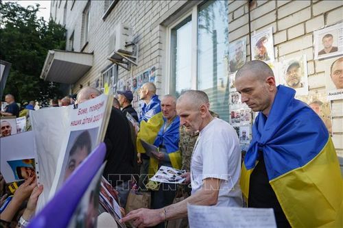 Ukraine muốn thực hiện đợt trao đổi tù binh lớn với 1.200 người
