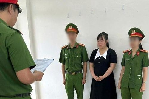 Bắt người phụ nữ nhận làm hồ sơ chuyển nhượng rồi chiếm đoạt hàng loạt lô đất