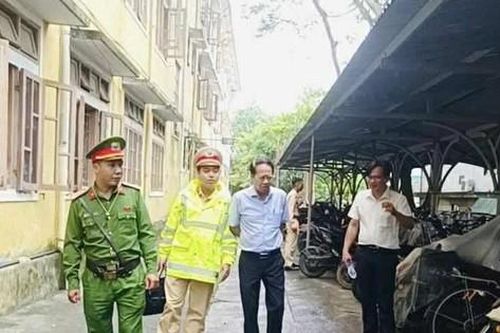 Huế: Gửi thông báo học sinh vi phạm TTATGT về nhà trường để xử lý