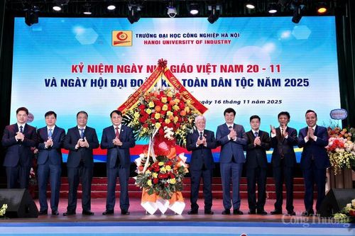 Phó Chủ tịch Quốc hội: HaUI cần tiên phong đào tạo nhân lực cho kỷ nguyên số